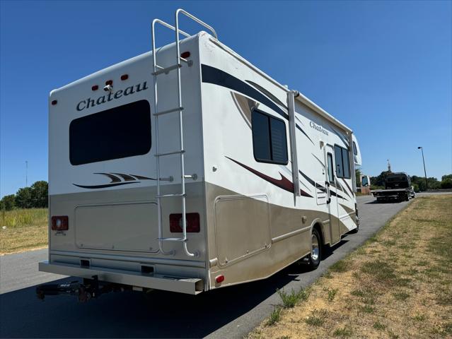 2011 Ford E-350 Cutaway E-350 SD