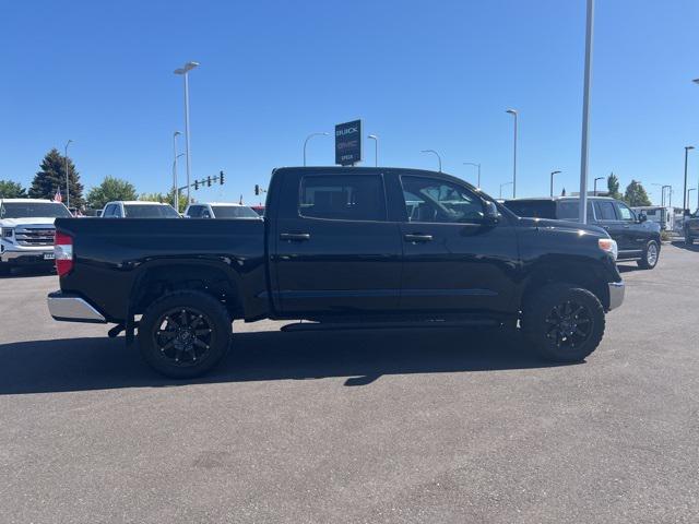 2017 Toyota Tundra SR5 5.7L V8