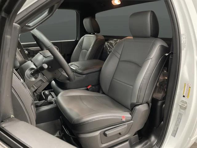 2024 Ram 3500 Tradesman Regular Cab 4x4 8' Box