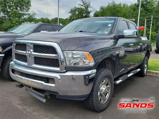 2017 RAM 2500 SLT Crew Cab 4x4 64 Box