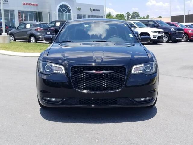 2022 Chrysler 300 S 2022 Chrysler 300 S