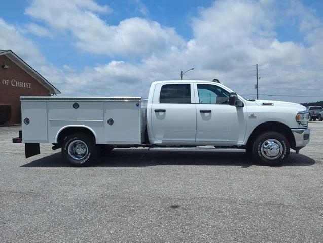 2024 RAM Ram 3500 Chassis Cab RAM 3500 TRADESMAN CREW CAB CHASSIS 4X4 60 CA