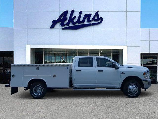 2024 RAM Ram 3500 Chassis Cab RAM 3500 TRADESMAN CREW CAB CHASSIS 4X4 60 CA