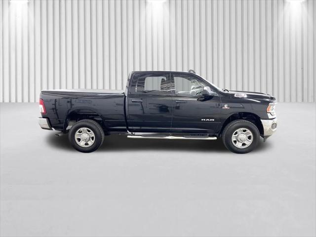 2022 RAM 2500 Big Horn Crew Cab 4x4 64 Box