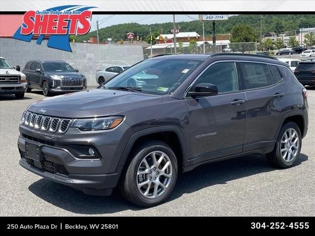 2024 Jeep Compass COMPASS LATITUDE LUX 4X4