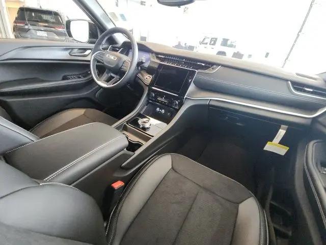 2023 Jeep Grand Cherokee L Altitude 4x4