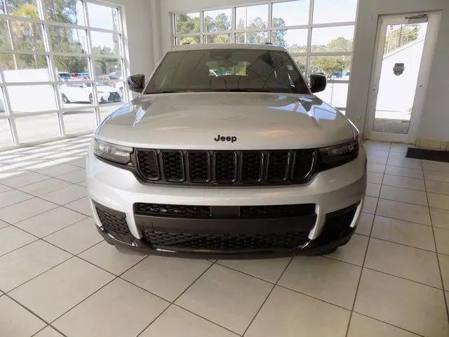 2024 Jeep Grand Cherokee L Altitude X 4x4