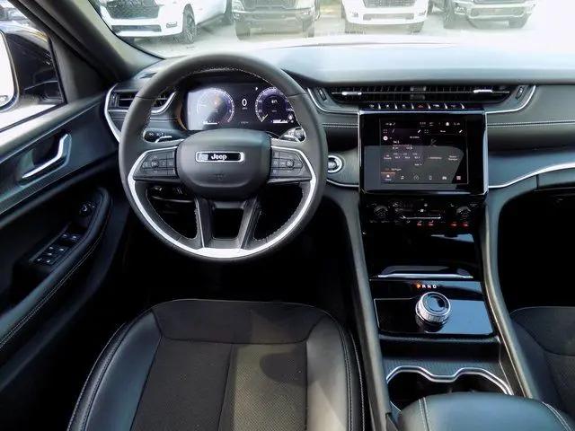 2024 Jeep Grand Cherokee L Altitude X 4x4