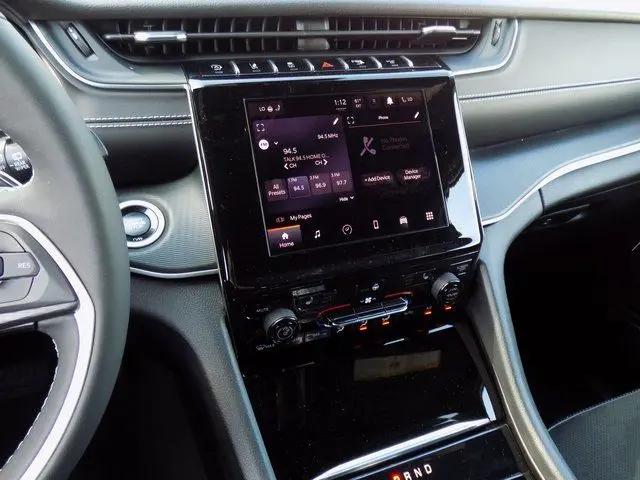 2024 Jeep Grand Cherokee L Altitude X 4x4