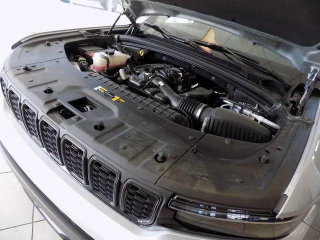 2024 Jeep Grand Cherokee L Altitude X 4x4