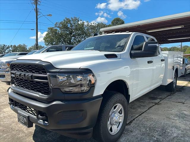 2024 RAM Ram 3500 Chassis Cab RAM 3500 TRADESMAN CREW CAB CHASSIS 4X4 60 CA