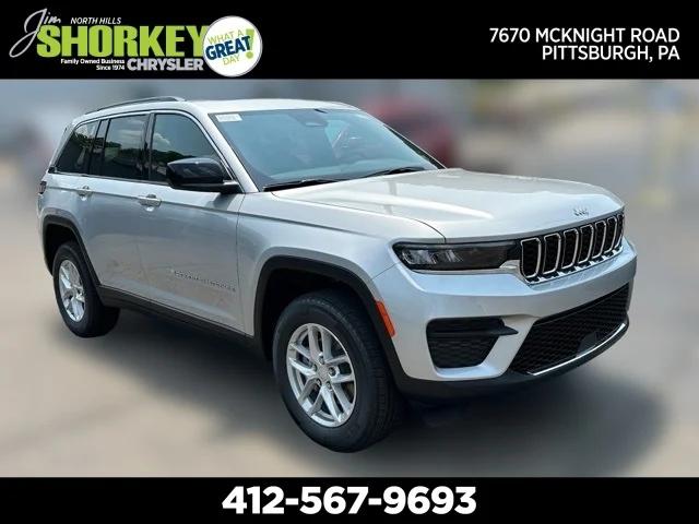 2024 Jeep Grand Cherokee GRAND CHEROKEE LAREDO X 4X4