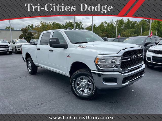 2024 RAM Ram 3500 RAM 3500 TRADESMAN CREW CAB 4X4 64 BOX