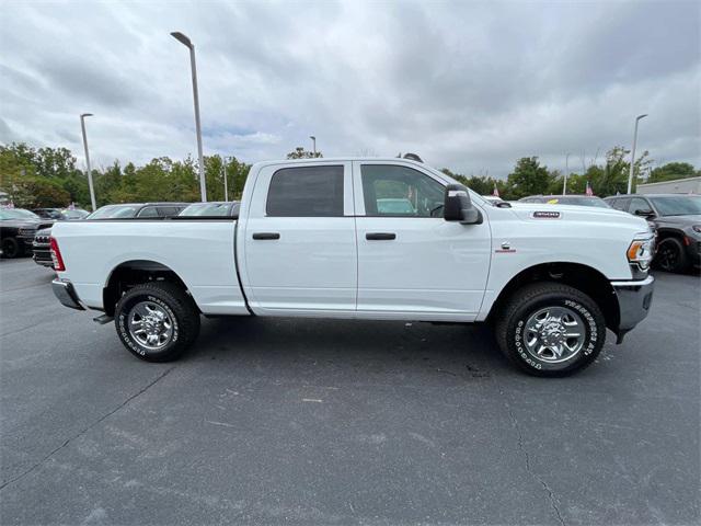 2024 RAM Ram 3500 RAM 3500 TRADESMAN CREW CAB 4X4 64 BOX