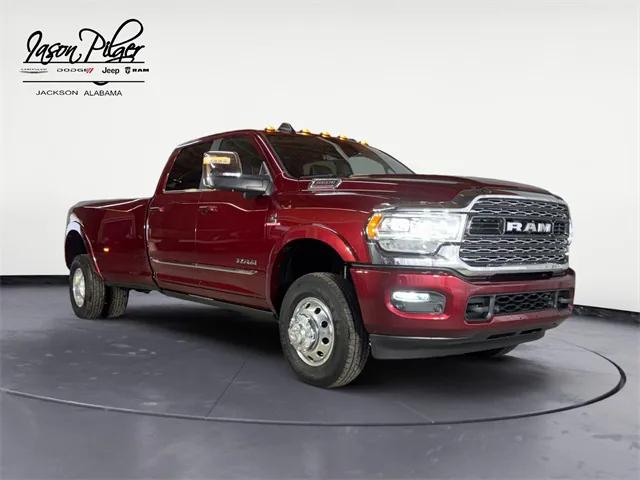 2024 RAM Ram 3500 RAM 3500 LIMITED CREW CAB 4X4 8 BOX
