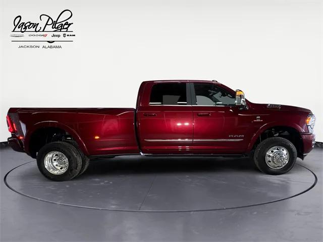 2024 RAM Ram 3500 RAM 3500 LIMITED CREW CAB 4X4 8 BOX