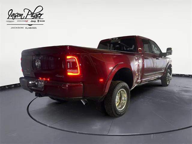 2024 RAM Ram 3500 RAM 3500 LIMITED CREW CAB 4X4 8 BOX