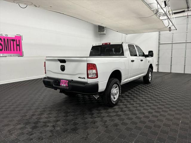 2024 RAM Ram 3500 RAM 3500 TRADESMAN CREW CAB 4X4 64 BOX