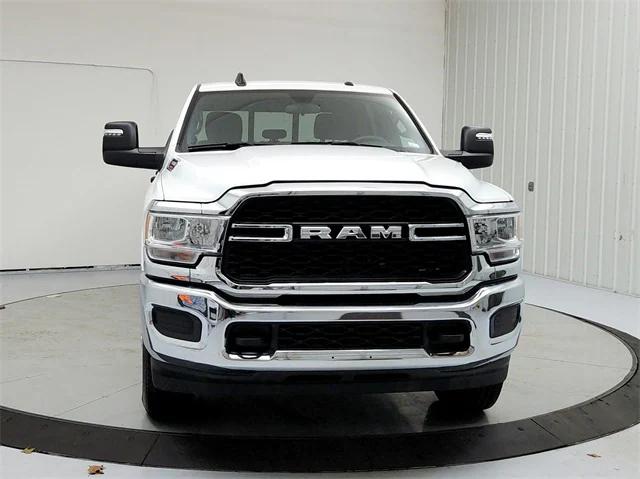 2024 RAM Ram 3500 RAM 3500 TRADESMAN CREW CAB 4X4 8 BOX