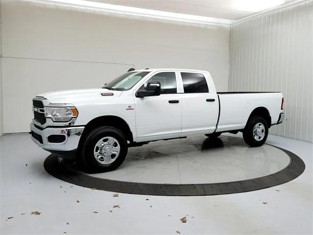 2024 RAM Ram 3500 RAM 3500 TRADESMAN CREW CAB 4X4 8 BOX