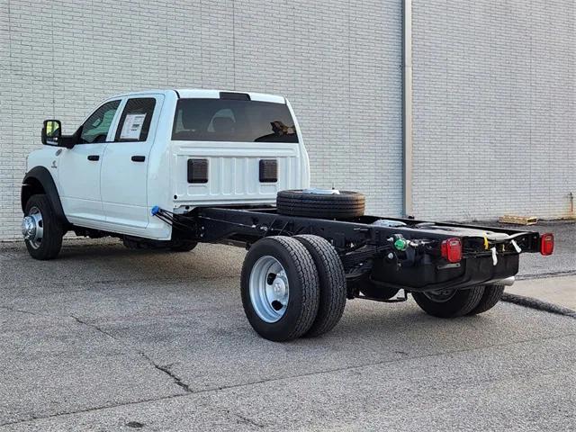 2024 RAM Ram 5500 Chassis Cab RAM 5500 TRADESMAN CHASSIS CREW CAB 4X4 84 CA