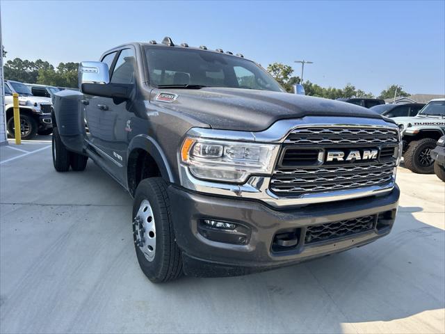 2024 RAM Ram 3500 RAM 3500 LIMITED CREW CAB 4X4 8 BOX