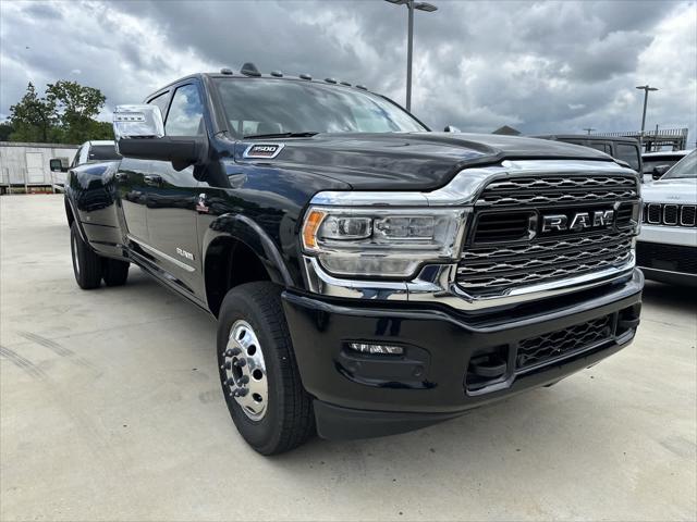 2024 RAM Ram 3500 RAM 3500 LIMITED CREW CAB 4X4 8 BOX