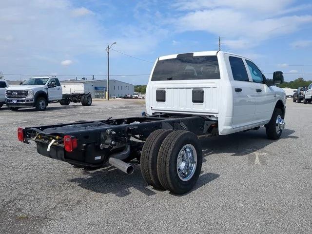 2024 RAM Ram 3500 Chassis Cab RAM 3500 TRADESMAN CREW CAB CHASSIS 4X2 60 CA