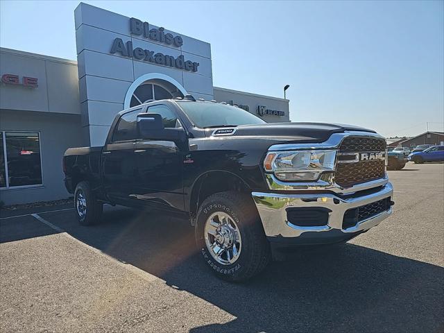 2024 RAM Ram 3500 RAM 3500 TRADESMAN CREW CAB 4X4 64 BOX