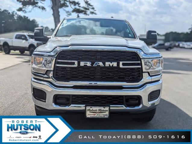 2024 RAM Ram 3500 RAM 3500 TRADESMAN CREW CAB 4X4 8 BOX