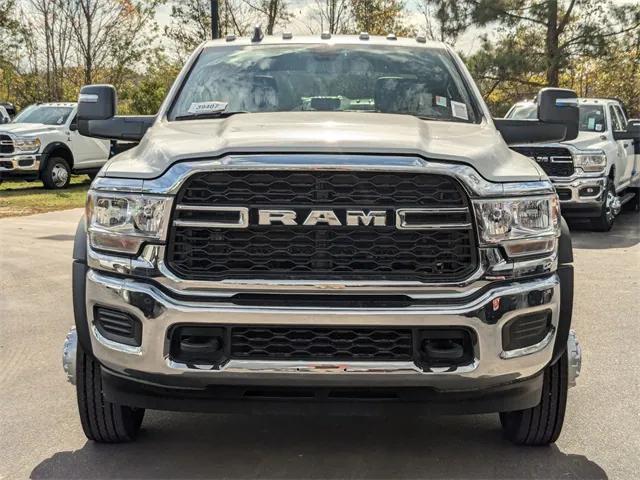 2024 RAM Ram 5500 Chassis Cab RAM 5500 TRADESMAN CHASSIS CREW CAB 4X4 84 CA