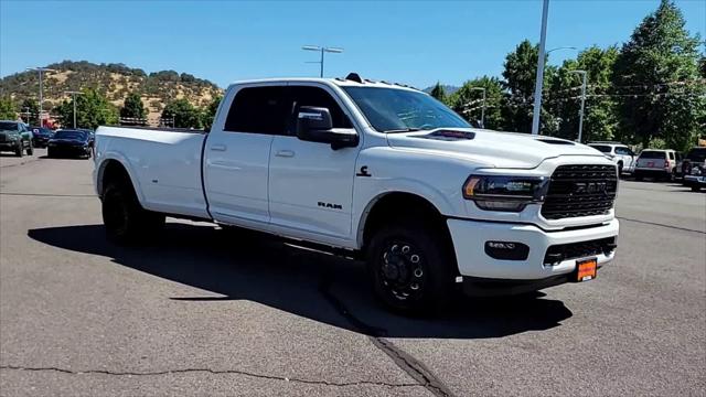 2024 RAM Ram 3500 RAM 3500 LIMITED CREW CAB 4X4 8 BOX