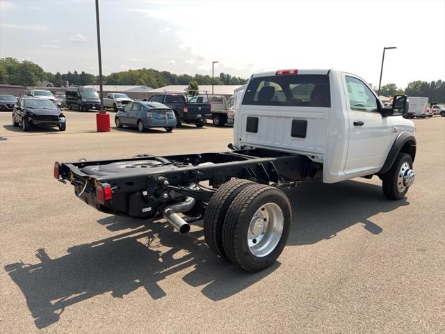 2024 RAM Ram 5500 Chassis Cab RAM 5500 TRADESMAN CHASSIS REGULAR CAB 4X4 60 CA