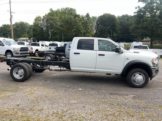 2024 RAM Ram 5500 Chassis Cab RAM 5500 TRADESMAN CHASSIS CREW CAB 4X4 84 CA