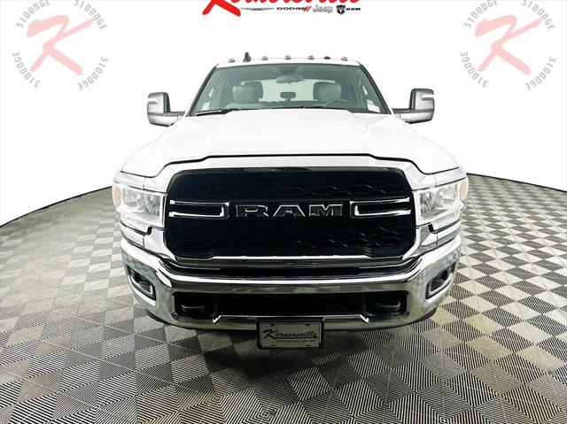 2024 RAM Ram 3500 Chassis Cab RAM 3500 TRADESMAN CREW CAB CHASSIS 4X2 60 CA