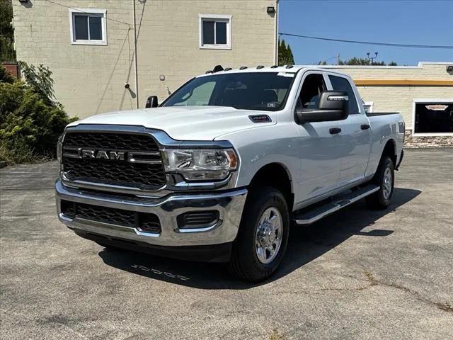 2024 RAM Ram 2500 RAM 2500 TRADESMAN CREW CAB 4X4 64 BOX