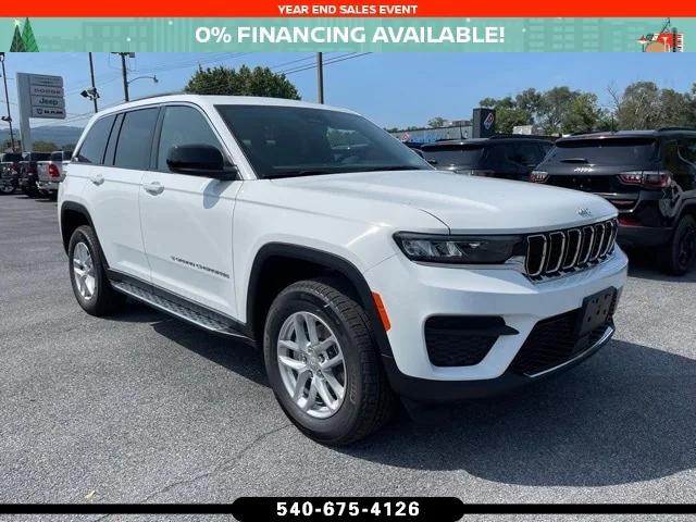 2024 Jeep Grand Cherokee GRAND CHEROKEE LAREDO X 4X4