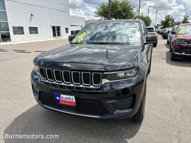 2024 Jeep Grand Cherokee GRAND CHEROKEE LAREDO X 4X2