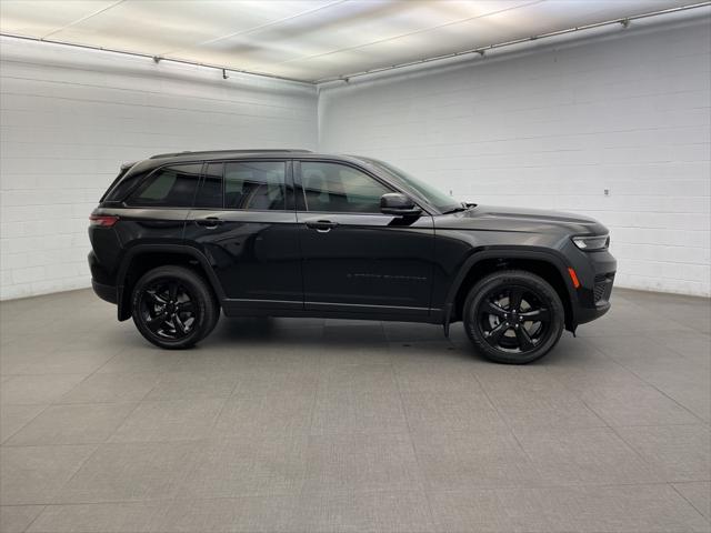 2024 Jeep Grand Cherokee GRAND CHEROKEE ALTITUDE 4X2