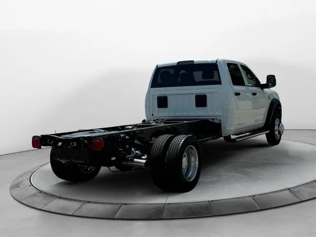 2024 RAM Ram 5500 Chassis Cab RAM 5500 TRADESMAN CHASSIS CREW CAB 4X4 84 CA
