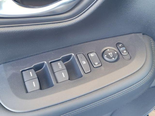 2025 Honda HR-V 2WD Sport