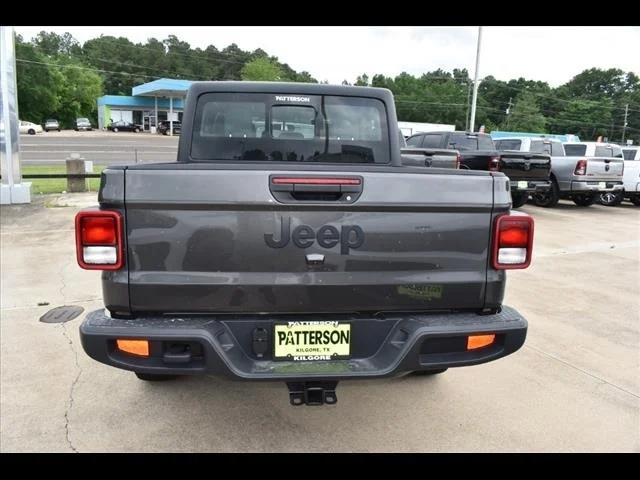 2024 Jeep Gladiator Sport