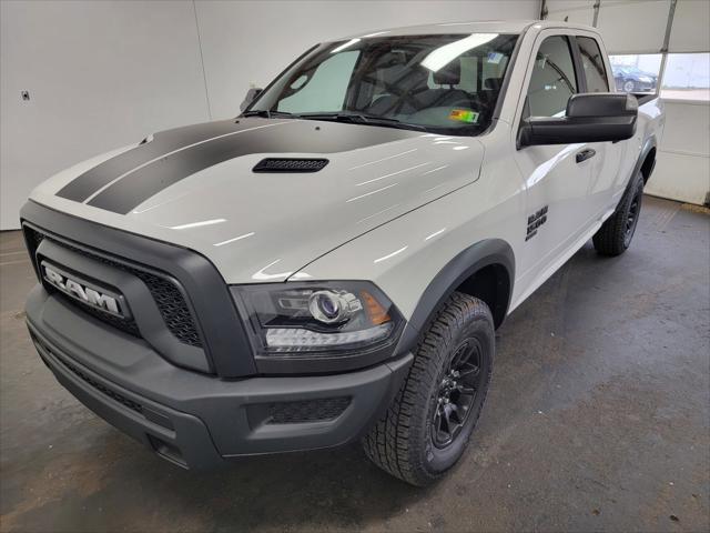 2024 RAM Ram 1500 Classic RAM 1500 CLASSIC WARLOCK QUAD CAB 4X4 64 BOX