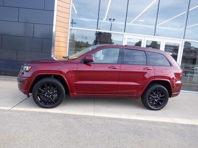 2021 Jeep Grand Cherokee Laredo X 4x4