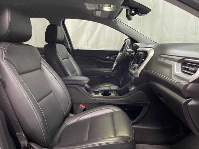 2023 GMC Acadia AWD SLT