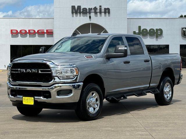 2024 RAM 2500 Tradesman Crew Cab 4x4 64 Box