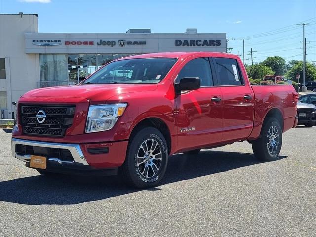 2022 Nissan TITAN Crew Cab SV 4x4