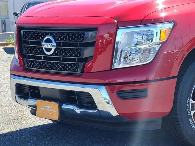 2022 Nissan TITAN Crew Cab SV 4x4