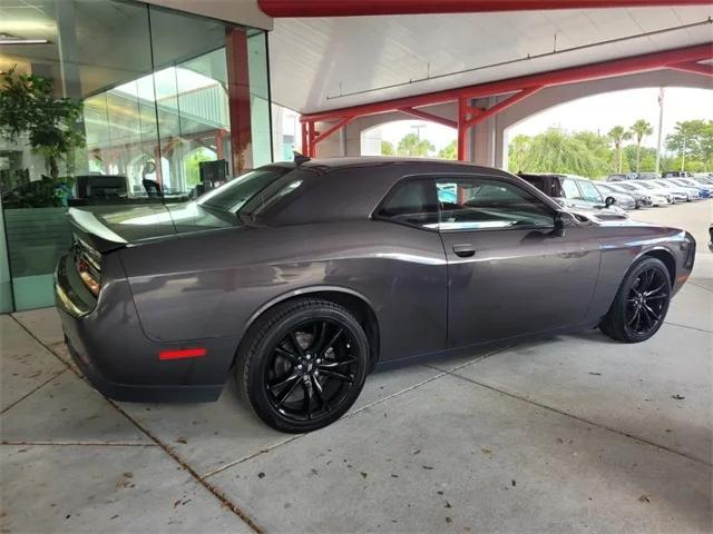 2018 Dodge Challenger SXT Plus