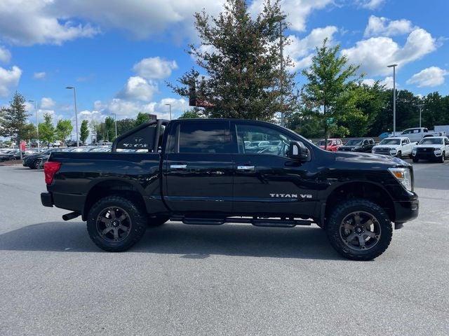 2020 Nissan TITAN Crew Cab SV 4x4